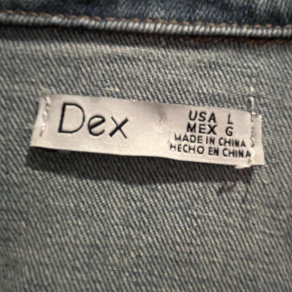 DEX jean jacket. Distressed edge. Stretchy denim. - Picture 4 of 8
